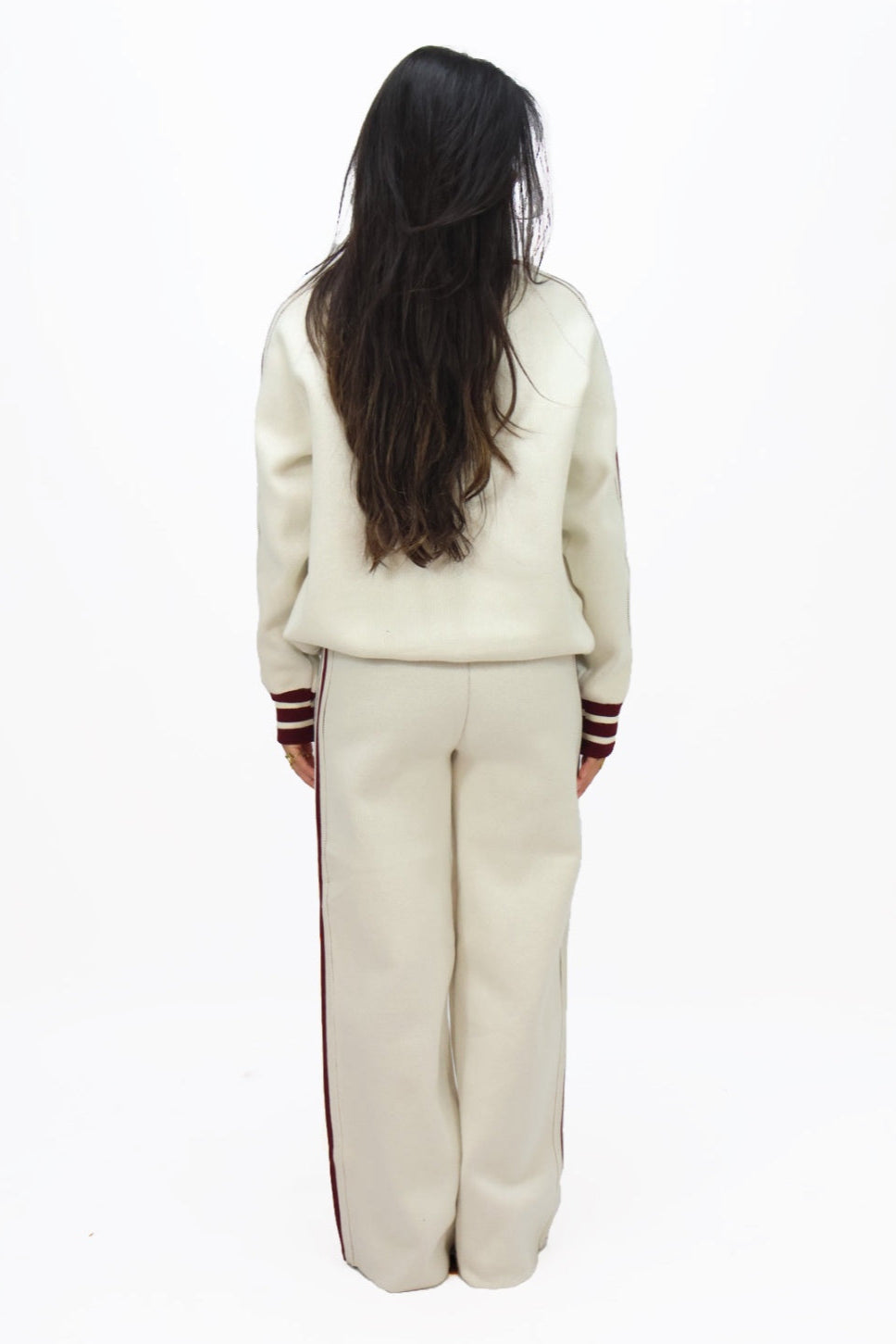 89 Set - Creme/Red