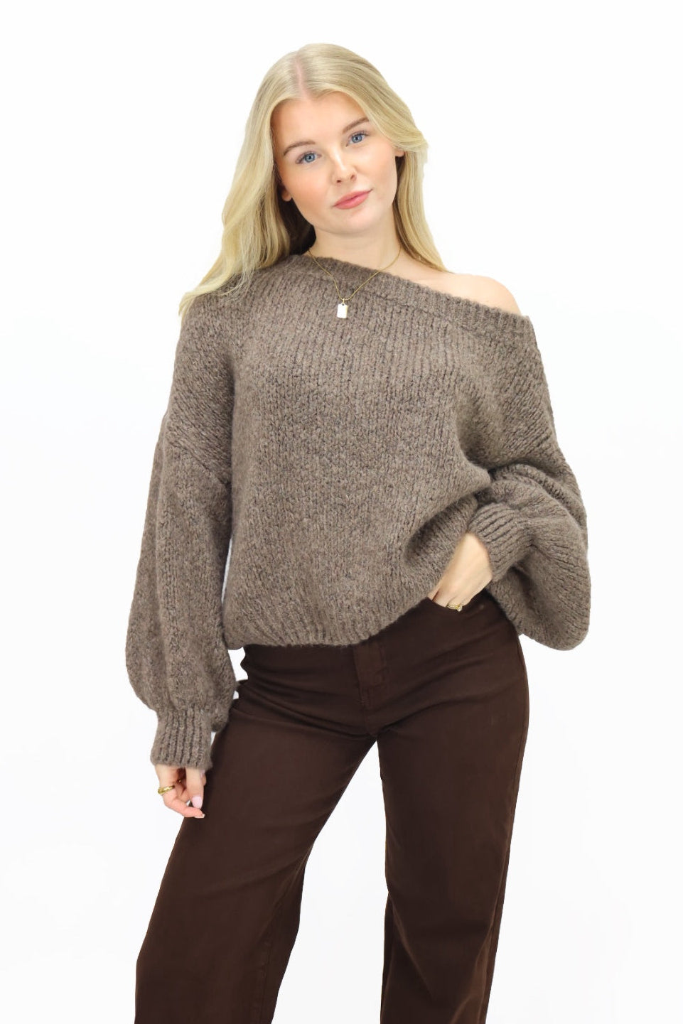 Get comfy knit off shoulder - Light brown