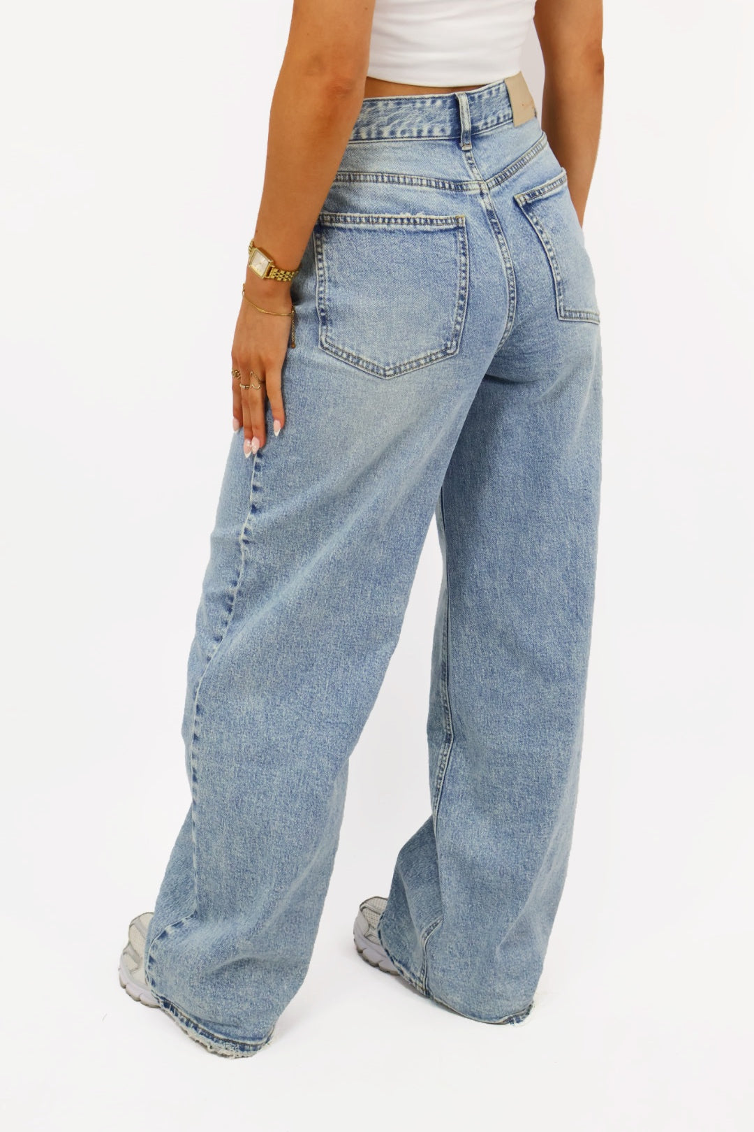 Button Jeans