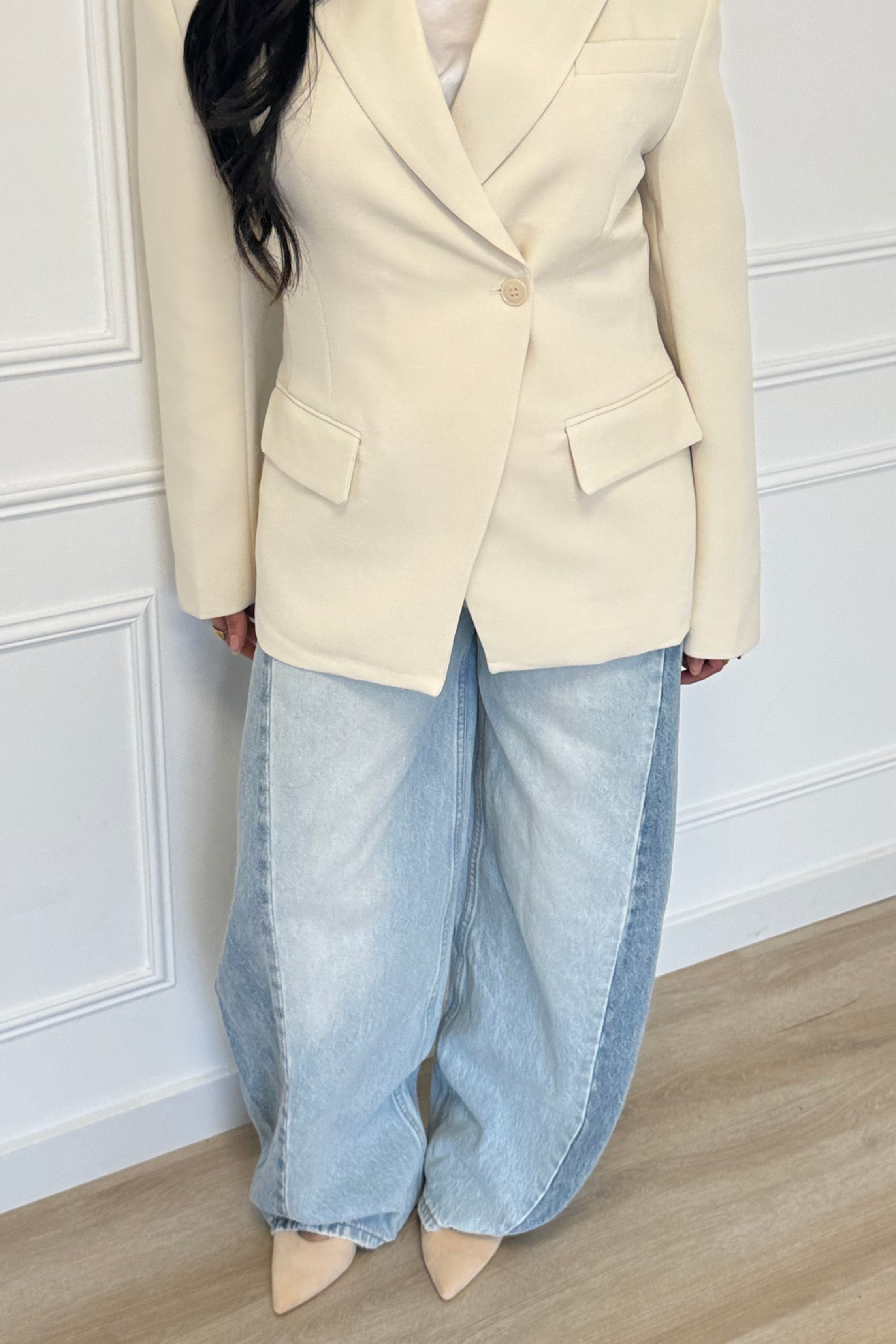 Belle Blazer - Beige