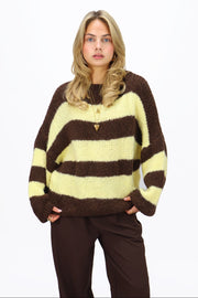 Get comfy knit stripes  - Brown/yellow