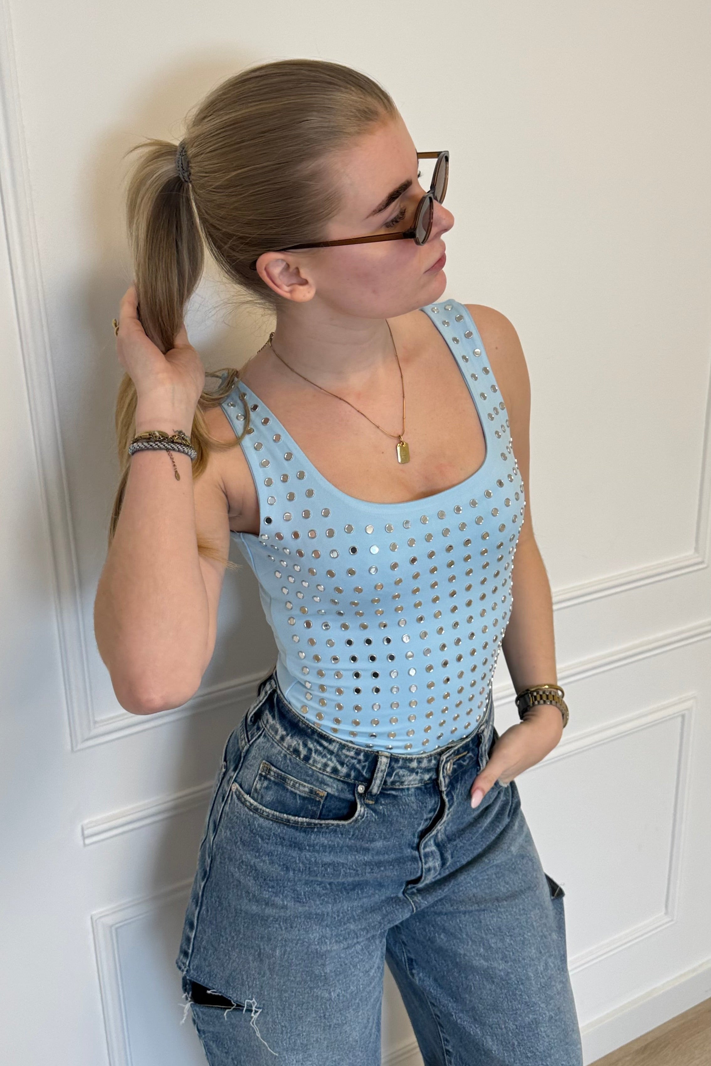 Studs Body - Light blue